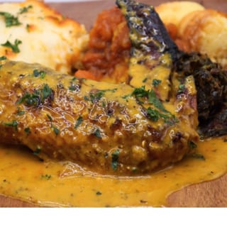 Smothered Sweet Onion Turkey Wings